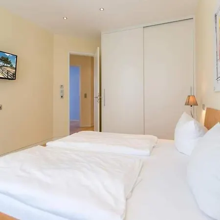 Strandresidenzen Bansin Ostseepalais 04 *